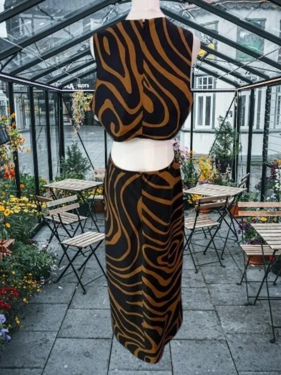 Banana Republic Brown Zebra Print Linen Blend Cut-Out Midi Dress Size:12 NWOT - Picture 3 of 12